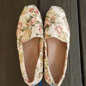 toms shoes philippines